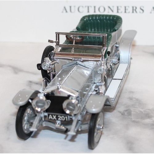 859 - A Collectable Boxed Model Franklin Mint Rolls Royce Silver Ghost Vehicle