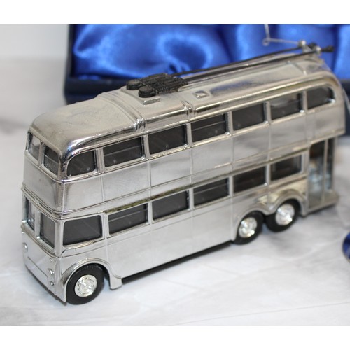 864 - A Boxed Millennium Collection Corgi Q1 Trolleybus