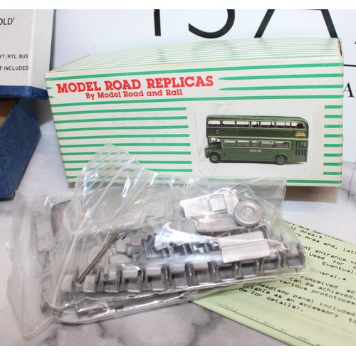 866 - 3 x Collectable Model Bus Kits By Model Road And Rail A Western Precision Castings Kit And A Road Tr... 