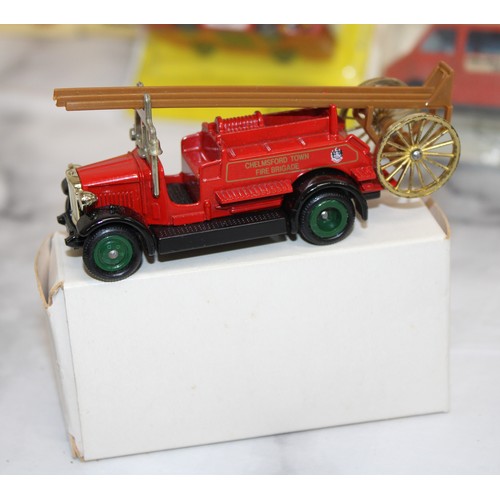 869 - A Quantity Of Boxed Collectable Model Vehicles Inc: Lledo, Efsi Etc