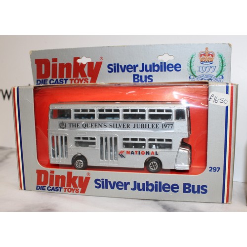 881 - 4 x Collectable Boxed Dinky Model Busses Inc: Die-Cast Silver Jubilee Bus