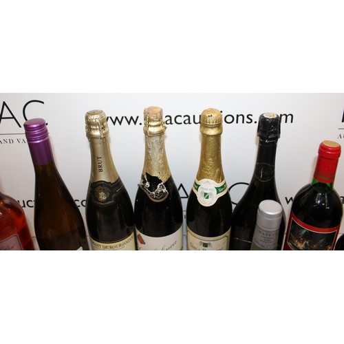 207 - Selection Of Alcohol Inc- Wines/Brut/Coffee Liqueur/Etc
Collection Only