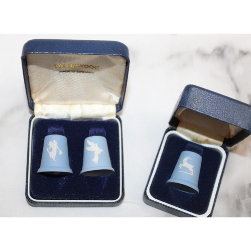 147 - 12 x Boxed Wedgwood Thimbles