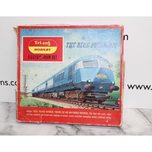 909 - The Blue Pullman Collectable Tri-ang Hornby Electric Train Set