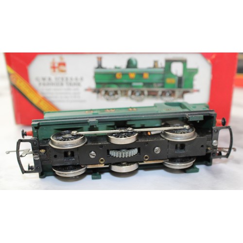 911 - 2 x Collectable Boxed Railway Engines And 4 x Coaches (Two Boxed) By Tri-ang Hornby