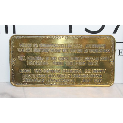 920 - 8 x Brass Collectable Plaques