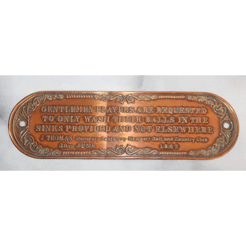 920 - 8 x Brass Collectable Plaques