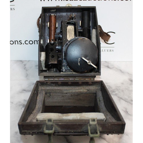 430 - British Military Issue Royal Air Force A.M 6B/218 Bubble Sextant Instrument MK.DCA NO 9810/42
COLLEC... 