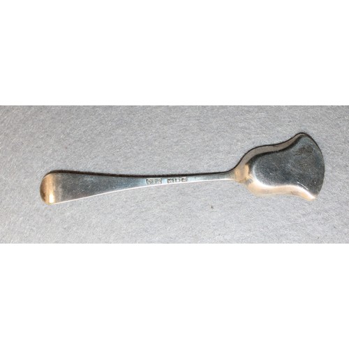 564 - Silver Hallmarked Salt/Condiment Spoon