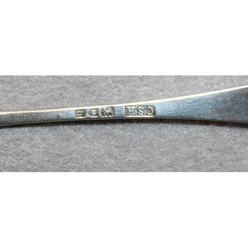 564 - Silver Hallmarked Salt/Condiment Spoon