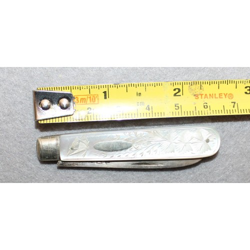 565 - Silver Hallmarked Mother Of Pearl Handle Pin Knife