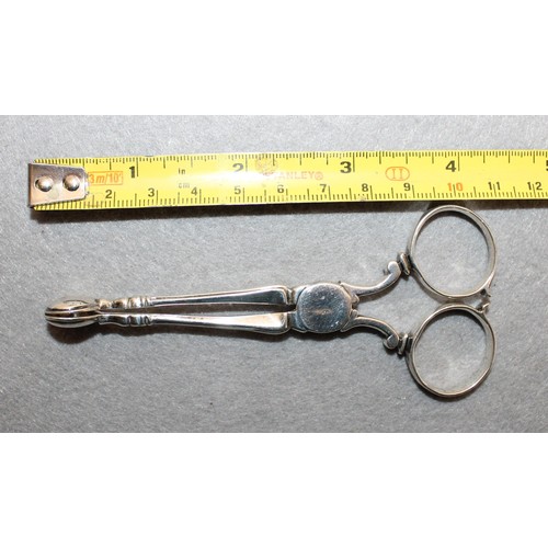 570 - Silver Hallmarked Sugar Tongs