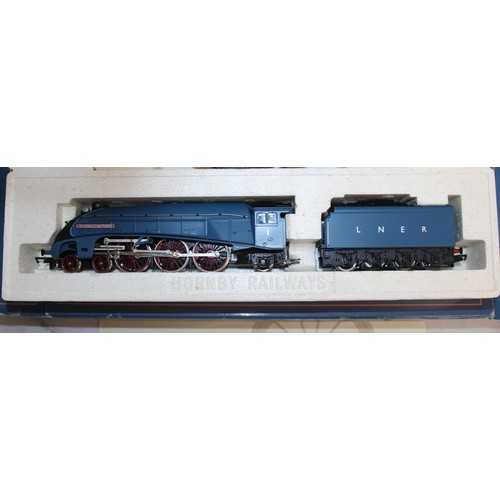 916 - 2 x Boxed Royal Doulton Hornby Railways 'Time For A Change' 50th Anniversary Collection