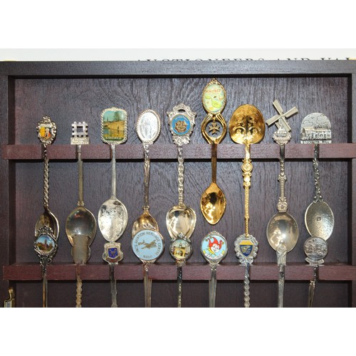 160 - A Large Selection Of Collectable Spoons Most In Display Cases  And Other
Dimensions 43cm x 30cm
COLL... 