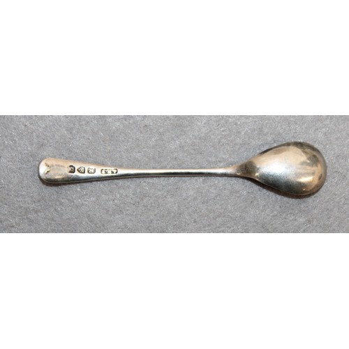 585 - Silver Hallmarked Mustard Spoon