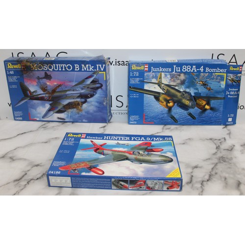 922 - 3 x Boxed REVELL Military Aircraft Model Kits Boxes Are Damaged