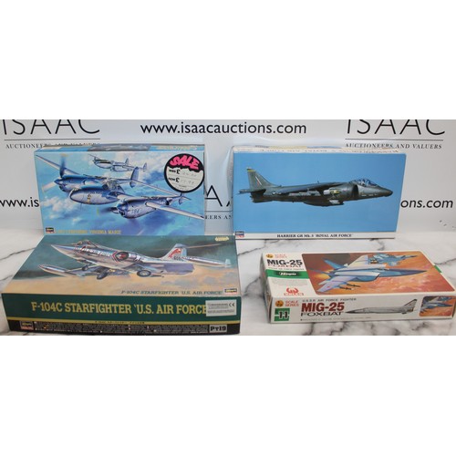 689 - 4 x Boxed HASEGAWA & HALES Military Aircraft Models