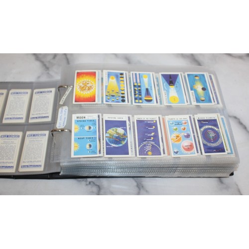 32 - Large Quantity Of Collectable Cigarette Picture Cards Etc 5 x Folders...