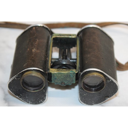 332 - C P GOERZ, Berlin Binoculars in Case