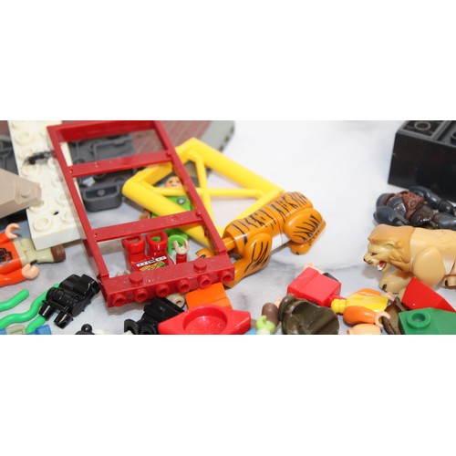 706 - A Quantity Of Collectable Play Worn Lego Pieces Etc