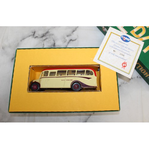 712 - Boxed CORGI Limited Edition D949/26 Bedford OB Coach No 4166