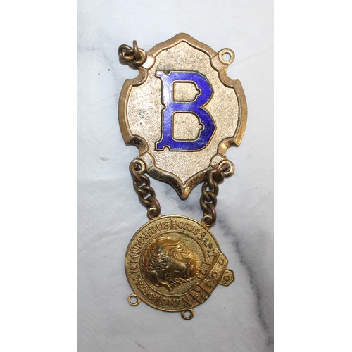 49 - Collectable Vintage Masonic Decorative Belt Pieces...