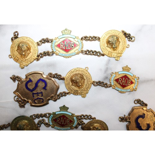 62 - Collectable Vintage Masonic Decorative Belt Insignia...