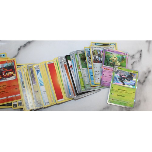 781 - Quantity Of POKEMON Trading Cards In A Tin