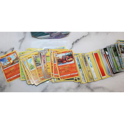 781 - Quantity Of POKEMON Trading Cards In A Tin