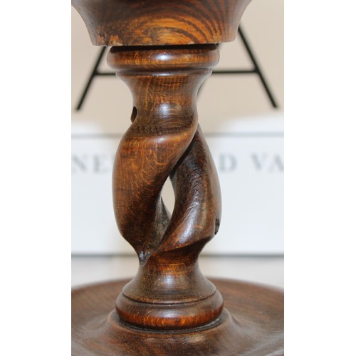 11 - A Collectable Wooden Pedestal Stand Fruit Bowl H:19cm...