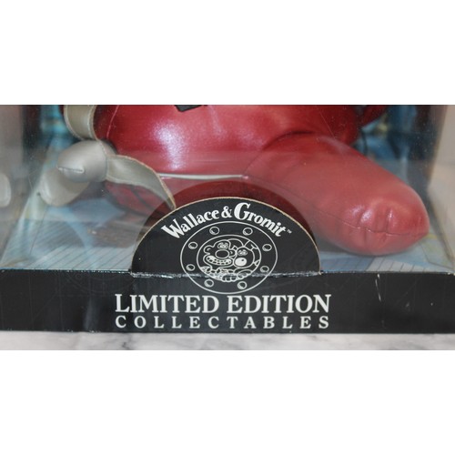 786 - Boxed Wallace And Gromit Collectable Limited Edition