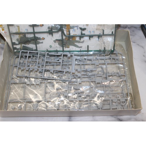 788 - Large Quantity Of Models Incomplete/Used Bits/Boxes/Unopened Bits/All Sorts
Various Conditions