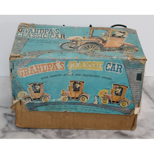 799 - Boxed Battery Operated Grandpa's Classic Car