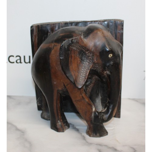 14 - Wooden Animal Carvings, Elephant Book Ends And Lion
Height Of Bookends 18cm...