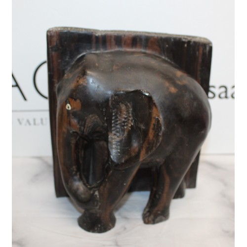 14 - Wooden Animal Carvings, Elephant Book Ends And Lion
Height Of Bookends 18cm