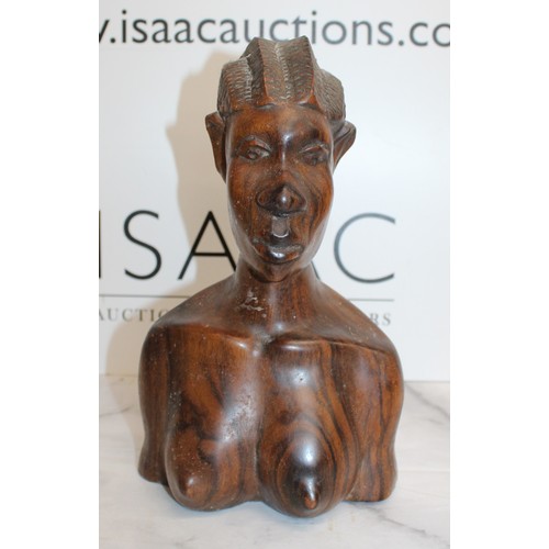 15 - Wooden Carved Busts
Height 25cm