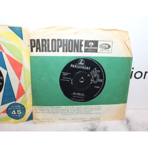 253 - 4 x BEATLES 45 Vinyl Records Inc-Strawberry Fields Forever & Penny Lane/She Loves You & I'll Get You... 