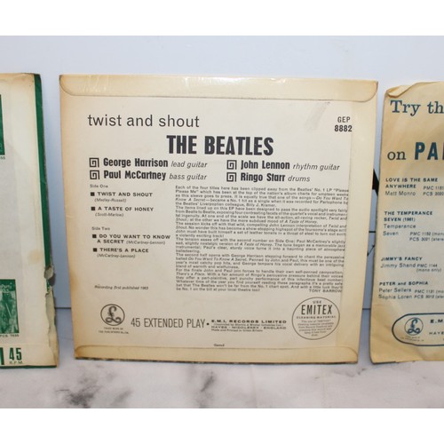 253 - 4 x BEATLES 45 Vinyl Records Inc-Strawberry Fields Forever & Penny Lane/She Loves You & I'll Get You... 