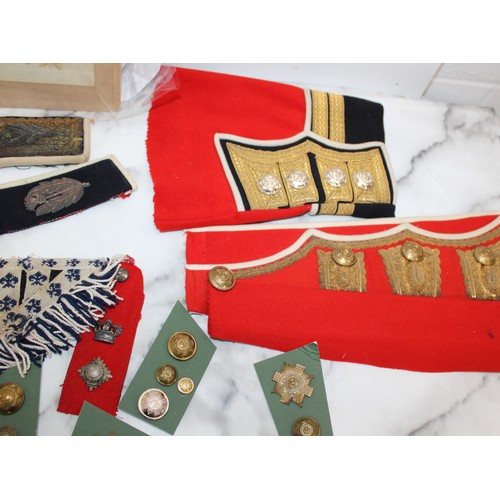 315 - Selection Of Militaria Items Inc- Buttons/Pictures/Badges/SCOTS GUARDS 2692678 W.EVERSDON Plate Etc