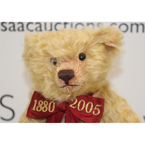 821 - A Collectable Boxed Steiff Teddy Bear H:31cm...