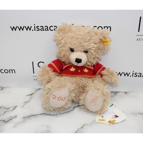 825 - A Collectable Steiff Teddy Bear H:28cm