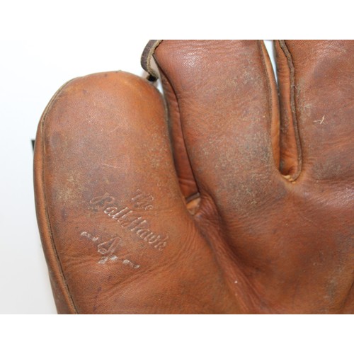 687 - Stamped 1947 WILSON Made In USA Baseball Glove With Ball