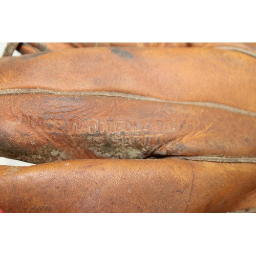 688 - Vintage MACGREGOR MADE IN USA Baseball Glove with 2 x Balls