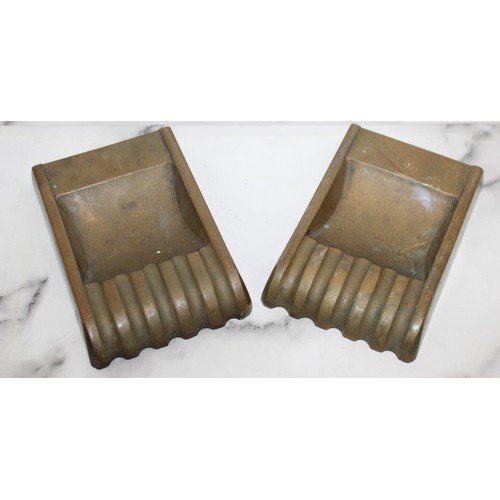 25 - 2 x Bronze Art Deco Ashtrays Length 14cm