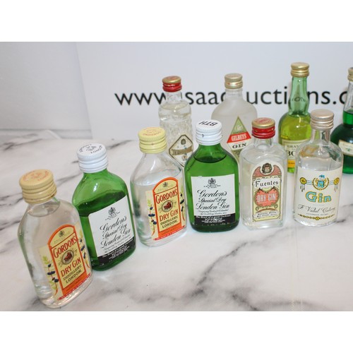 275 - A Quantity Of Collectable Mixed Alcohol Miniatures
COLLECTION ONLY