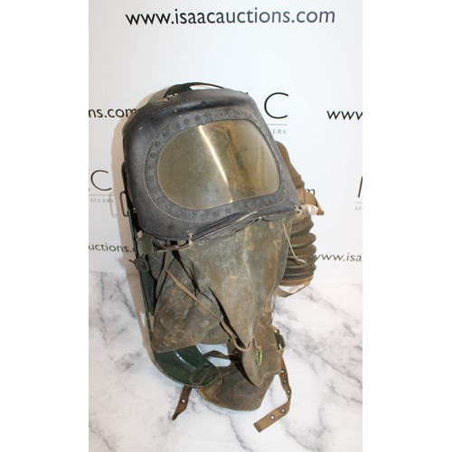 720 - WWII Infants Gas Mask