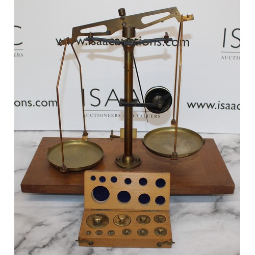 89 - A Set Of Vintage Weighing Scales And Weights