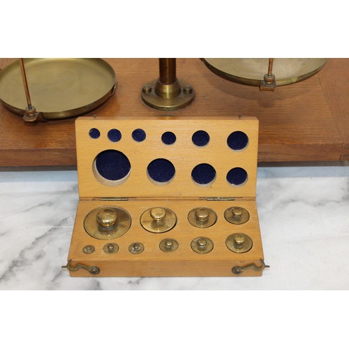 89 - A Set Of Vintage Weighing Scales And Weights