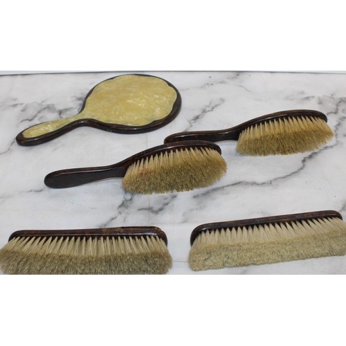 90 - Vintage Ladies Vanity Dressing Table Brushes Mirror