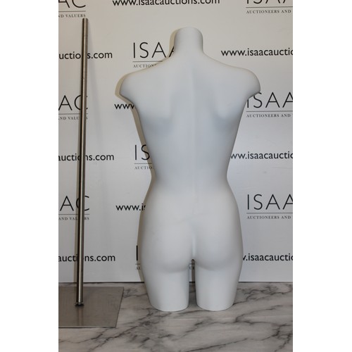 92 - Short Manikin With Stand Height Is Adjustable
Height Of Manikin 85cm
Height Of Stand And Manikin 164... 